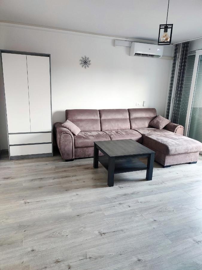 Apartman Levi Pula Exterior foto